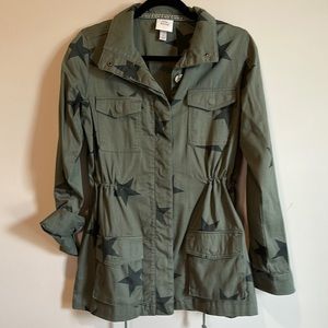 Green and black ⭐️ jacket